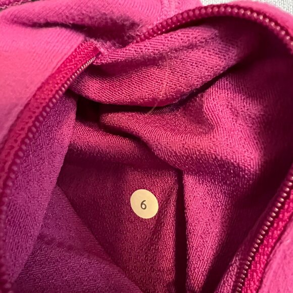 lululemon Define Jacket Size 6 Magenta Pink Black Full Zip Thumbholes Logo Women - Picture 5 of 8